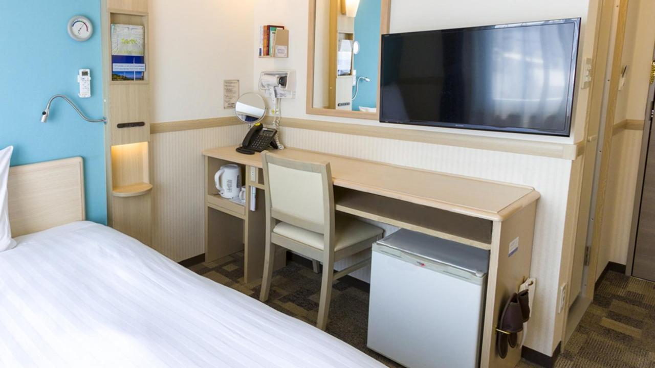 Toyoko Inn Matsudo Eki Higashi Guchi Eksteriør bilde